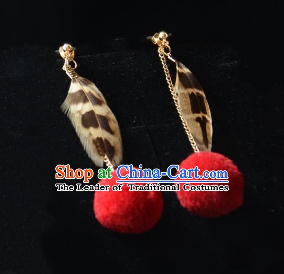 European Western Bride Vintage Accessories Eardrop Renaissance Red Venonat Feather Earrings for Women