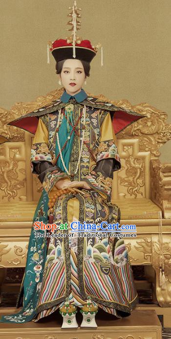 Chinese Traditional Qing Dynasty Empress Costume, Ancient Manchu Palace Queen Embroidered Clothing for Women