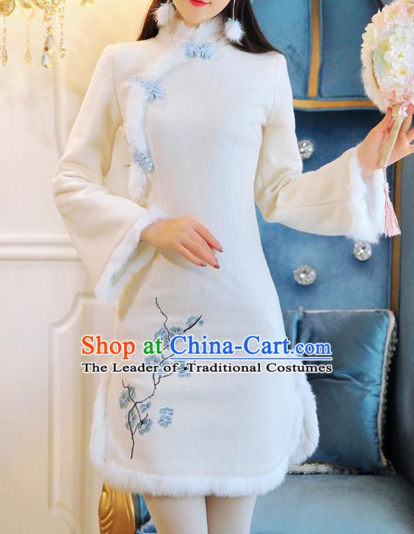 Chinese National Tangsuit Embroidered White Cotton Wadded Qipao Dress Cheongsam Clothing for Women