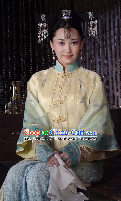 Chinese Ancient Qing Dynasty Empress Dowager Xiaozhuang YuEr Embroidered Manchu Dress Historical Costume for Women