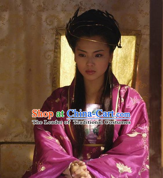 Chinese Ancient Southern Tang Dynasty Empress of Li Yu Zhou E-Huang Embroidered Replica Costume for Women