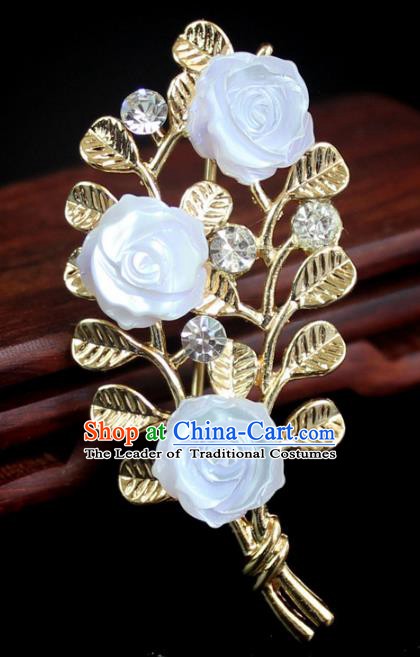 Chinese Ancient Handmade Brooch Accessories Golden Leaf Breastpin for Women