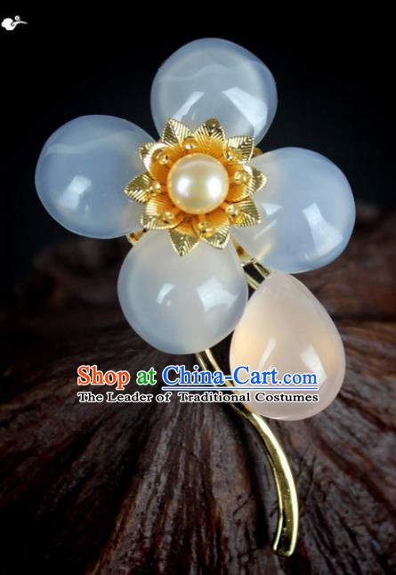 Chinese Ancient Handmade Accessories Jade Chalcedony Brooch for Women