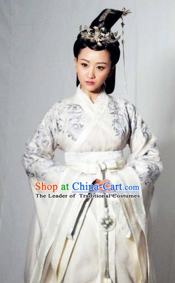 Chinese Ancient Northern and Southern Dynasties Qi Kingdom Empress Xiao Hanfu Dress Replica Costume for Women