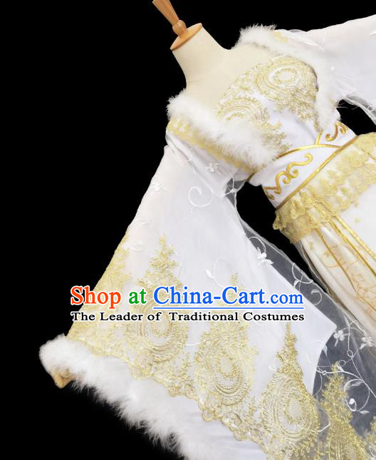 Chinese Ancient Swordsman Hanfu Han Dynasty Imperial Concubine Queen Embroidered Historical Costumes