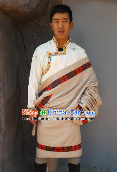 Chinese Traditional Zang Nationality Male Beige Costume, China Tibetan Heishui Dance Ethnic Clothing for Men