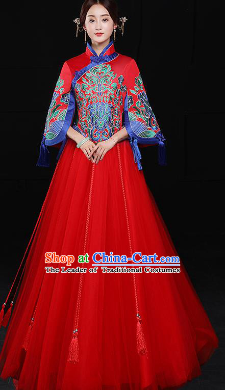 Chinese Traditional Embroidered Xiuhe Suit Longfeng Flown Ancient Bottom Drawer Wedding Veil Dress for Women