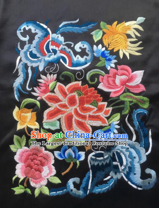 Chinese Traditional Handmade Embroidery Craft Embroidered Lotus Butterfly Silk Patches
