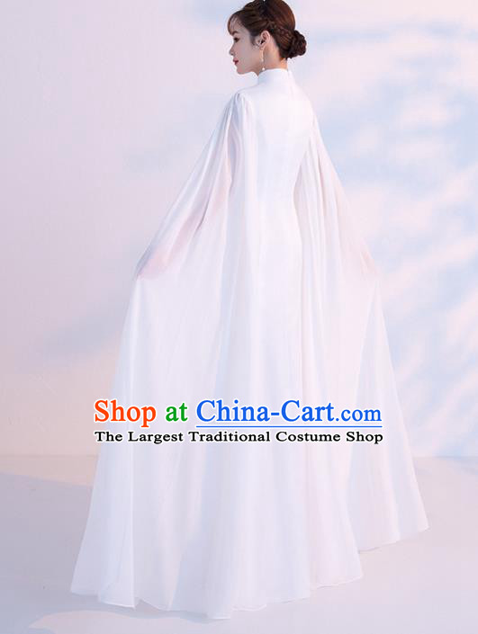 Chinese Traditional Costumes Elegant Embroidered White Cheongsam Qipao Dress for Women