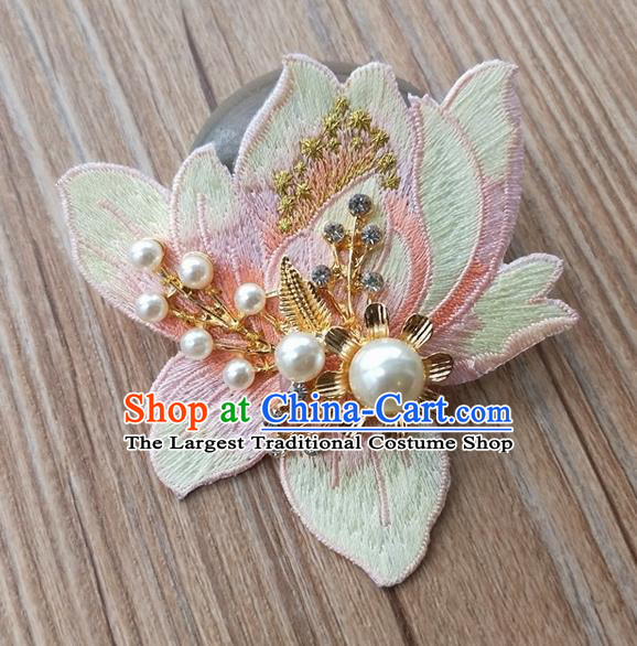 Chinese Traditional Hanfu Embroidered Green Magnolia Brooch Pendant Ancient Cheongsam Breastpin Accessories for Women