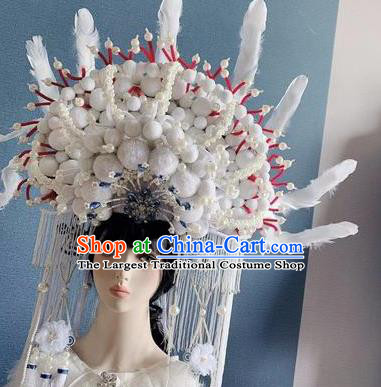 Traditional Chinese Deluxe White Venonat Feather Phoenix Coronet Hair Accessories Halloween Stage Show Headdress for Women