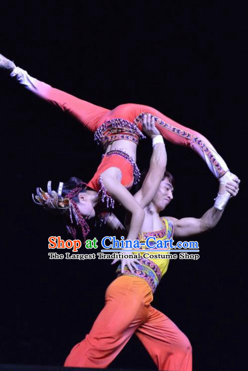 Chinese The Romantic Show of Sanya Stage Performance Folk Dance Costumes for Women for Men