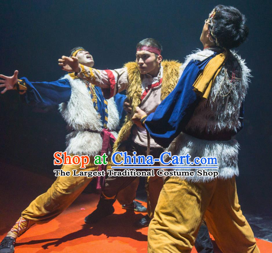 Chinese The Romantic Show of Lijiang Stage Performance Dance General Costume for Men