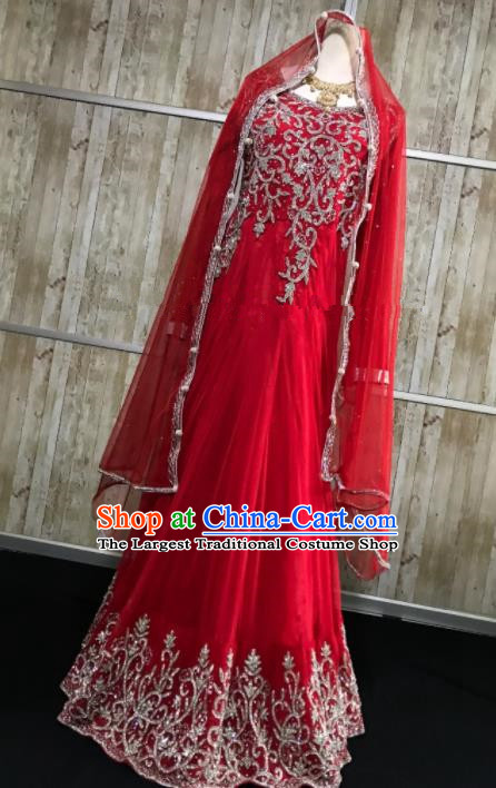 South Asia  Indian Bride Red Veil Dress Traditional   India Hui Nationality Wedding Luxury Costumes for Women