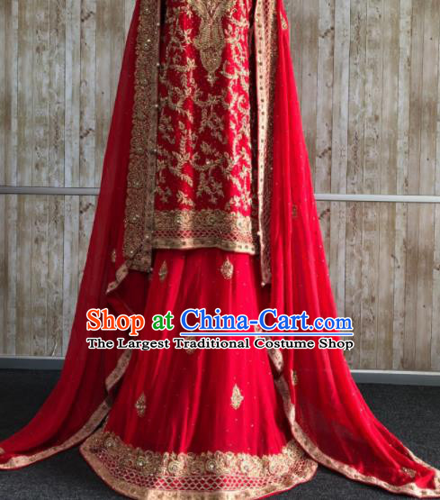 South Asia  Indian Court Queen Embroidered Red Dress Traditional   India Hui Nationality Wedding Costumes for Women