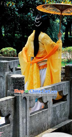 Chinese Cosplay Goddess Fairy Princess Yellow Dress Ancient Female Swordsman Knight Costume for Women