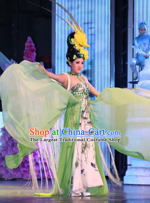 Chinese Night Of West Lake Classical Flower Dance Green Dress Stage Performance Costume and Headpiece for Women