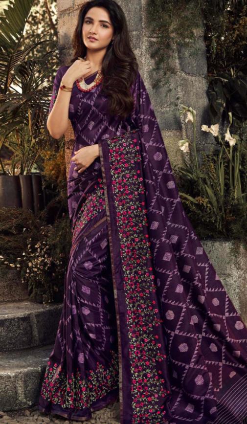 Asian India Traditional Sari Costumes Indian Bollywood Embroidered Purple Silk Dress for Women