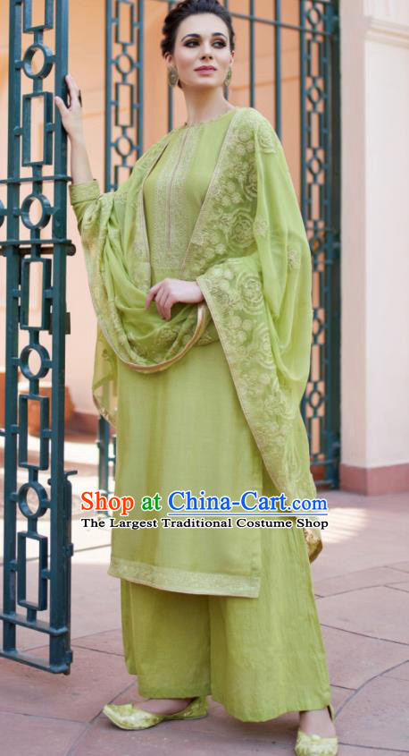 Asian Indian Punjabis Green Muslin Blouse and Pants India Traditional Lehenga Choli Costumes Complete Set for Women