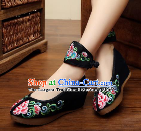 Traditional Chinese Old Beijing Bride Embroidery Peony Black Shoes National Embroidered Shoes Hanfu Shoes for Women