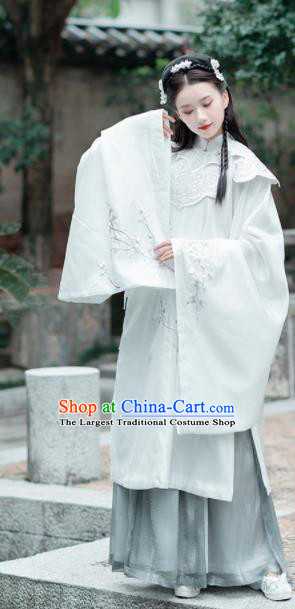Traditional Chinese Ming Dynasty Princess Historical Costume Ancient Palace Lady Hanfu Dress for Women