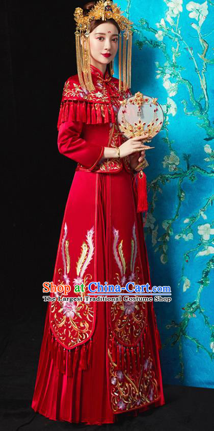 Chinese Traditional Bride Costume Embroidered Peony Xiuhe Suit Ancient Wedding Red Dress for Women