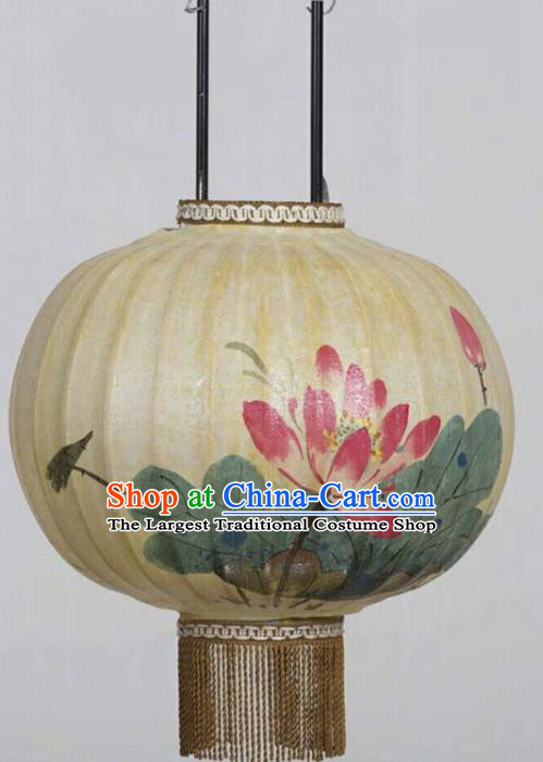 Chinese Traditional Ink Painting Red Lotus Round Lantern Handmade New Year Palace Lanterns