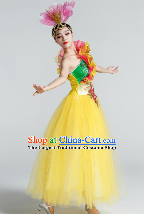 Chinese Traditional Opening Dance Yellow Veil Dress Spring Festival Gala Stage Performance Chorus Costume for Women