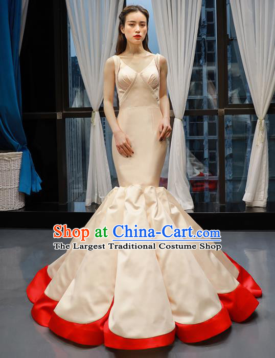 Top Grade Compere Beige Fishtail Full Dress Princess Wedding Dress Costume for Women