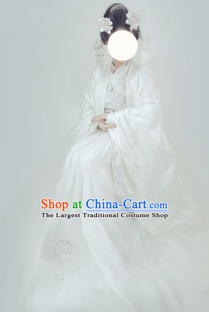 Chinese Traditional White Hanfu Dress Ancient Tang Dynasty Imperial Consort Embroidered Costume for Women