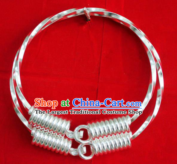 Chinese Traditional Miao Nationality Sliver Bracelet Hmong Wedding Carving Bangle for Women