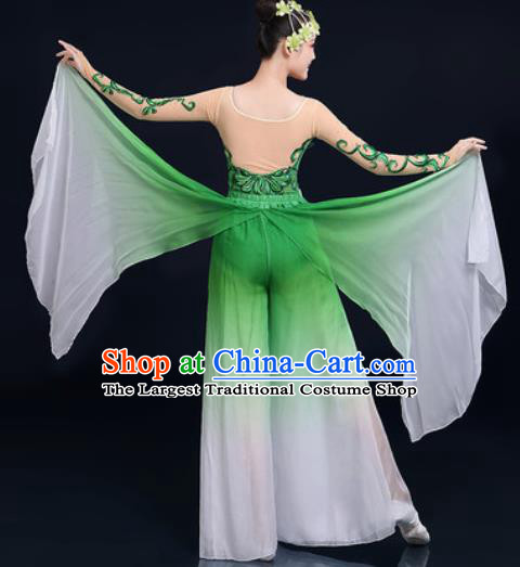 Traditional Chinese Folk Dance Green Clothing Yangko Dance Fan Dance Costume for Women