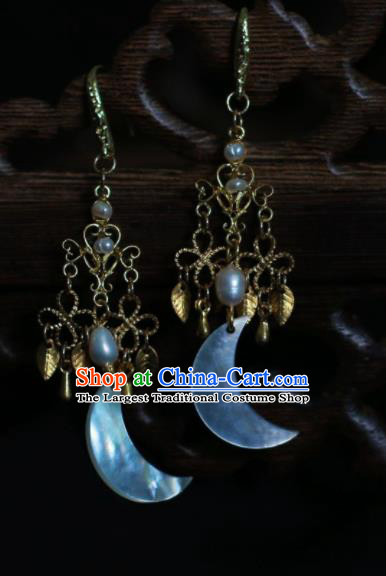 Traditional Chinese Hanfu Accessories Ancient Princess Shell Moon Earrings for Women