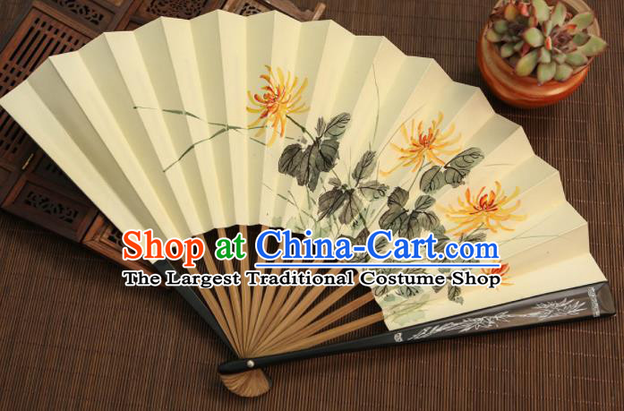 Chinese Traditional Handmade Ink Painting Chrysanthemum Paper Fans Classical Accordion Folding Fans for Women