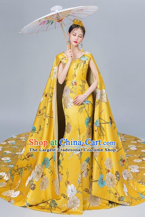 Chinese National Catwalks Golden Brocade Trailing Cheongsam Traditional Costume Tang Suit Qipao Dress for Women