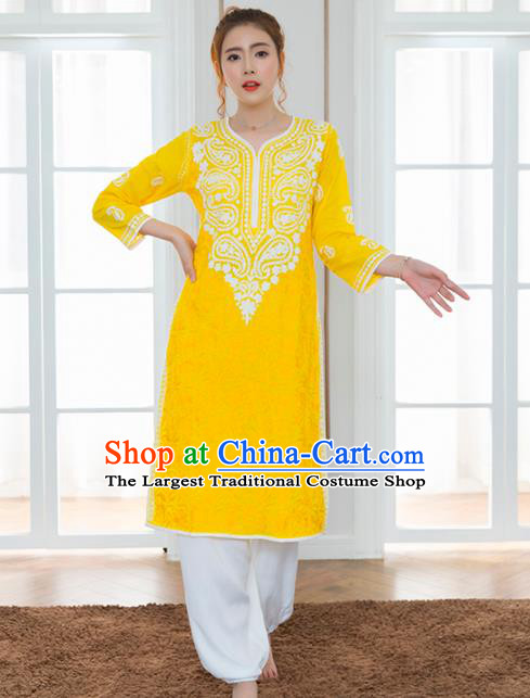 Asian India Traditional Informal Costumes South Asia Indian National Yellow Blouse and Pants for Women