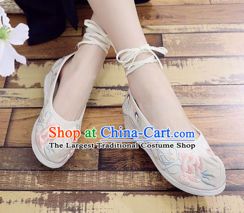 Asian Chinese National Dance Beige Cloth Shoes Embroidered Peony Shoes Traditional Hanfu Shoes for Women