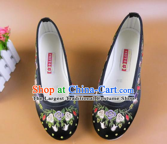 Asian Chinese National Embroidered Flowers Black Shoes Ancient Princess Satin Shoes Traditional Hanfu Shoes for Women