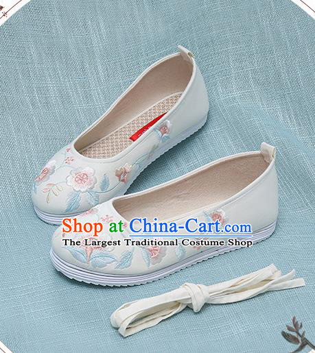 Chinese Handmade Embroidered White Shoes Traditional Ming Dynasty Hanfu Shoes Princess Shoes for Women