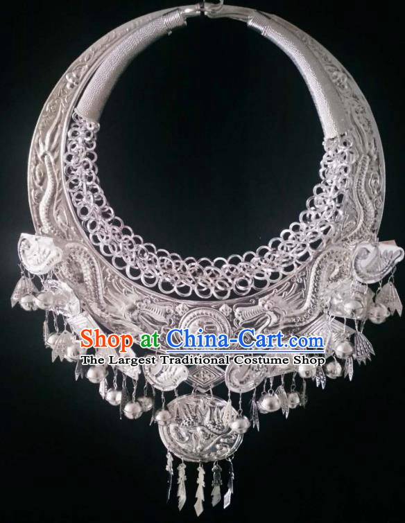 Chinese Handmade Traditional Miao Nationality Sliver Carving Necklace Ethnic Wedding Bride Accessories for Women