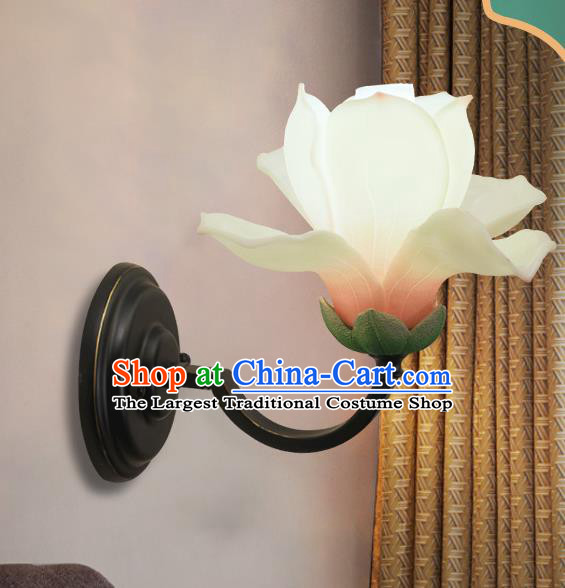 Chinese Handmade Pink Magnolia Wall Lamp Classical Lanterns Iron Art Bedside Lamp Traditional Lantern