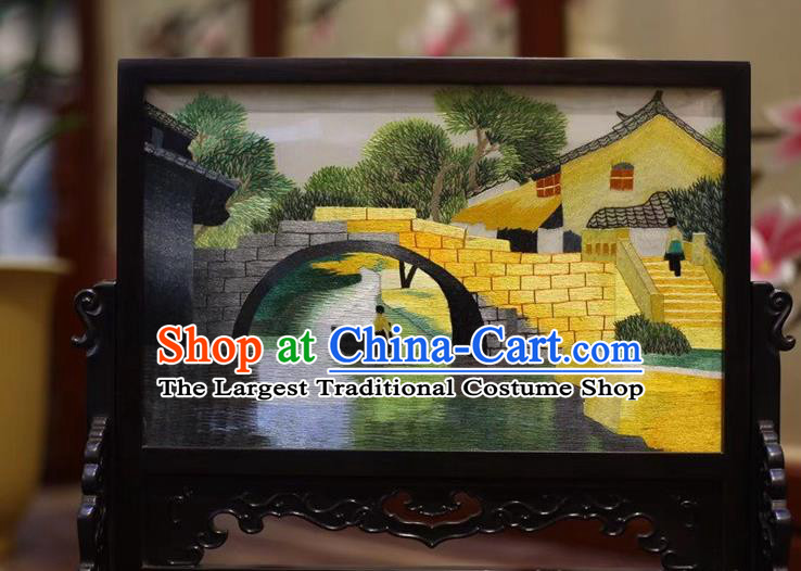 China Traditional Wood Desk Screen Embroidered Bridge Table Screen Hand Suzhou Embroidery Craft