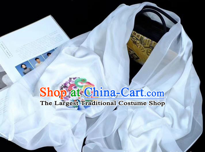 Traditional China Embroidered Phoenix Tippet White Silk Scarf Suzhou Embroidery Craft Mother Cappa