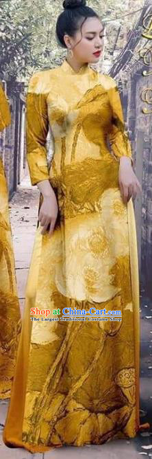 Golden Vietnamese Ao Dai Dress Traditional Asian Vietnam Fashion Cheongsam with Loose Pants Apparel Female Garment