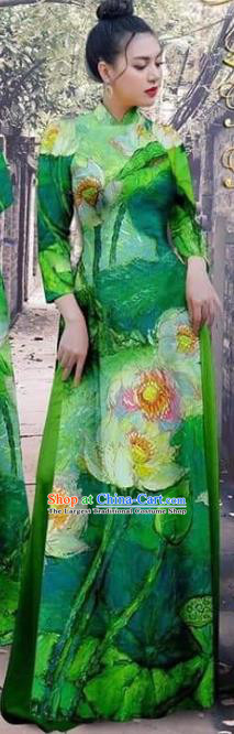 Asian Vietnam Green Cheongsam with Loose Pants Traditional Vietnamese Beauty Fashion Ao Dai Dress Garment Apparel