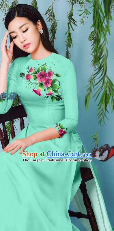 Light Green Long Dress Cheongsam with Loose Pants Outfits Traditional Vietnamese Beauty Fashion Asian Vietnam Ao Dai Clothing