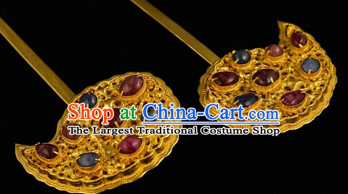 China Traditional Ming Dynasty Gems Hair Crown Handmade Hair Accessories Ancient Queen Golden Hairpin for Women