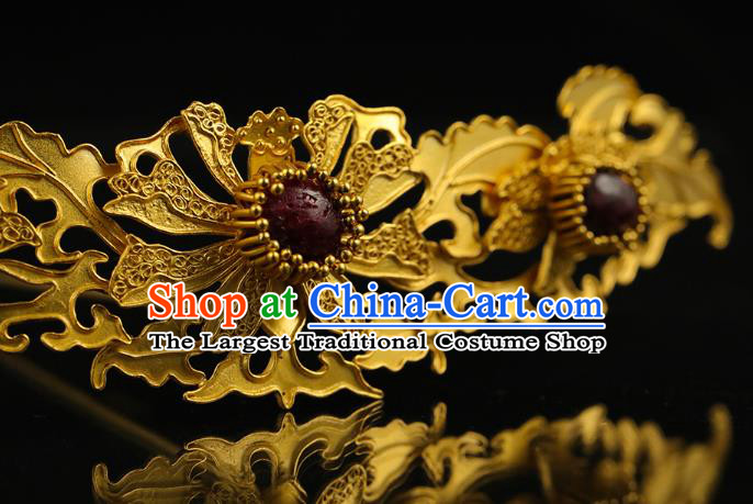 China Traditional Ming Dynasty Golden Lotus Hair Crown Handmade Hair Accessories Ancient Queen Filigree Hairpin