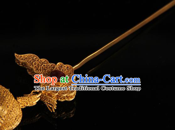China Ancient Traditional Palace Headpiece Ming Dynasty Empress Hairpin Handmade Queen Golden Phoenix Hair Stick
