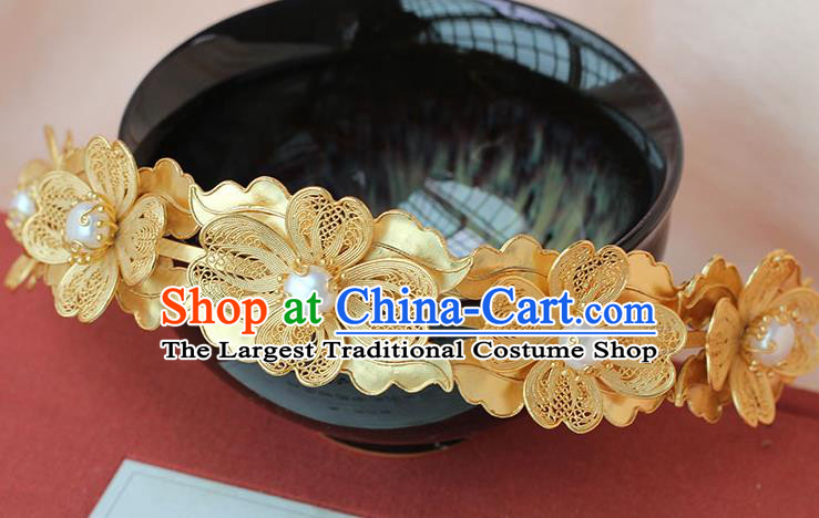 China Ancient Ming Dynasty Empress Hairpin Traditional Palace Hair Jewelry Handmade Court Golden Flowers Hair Comb